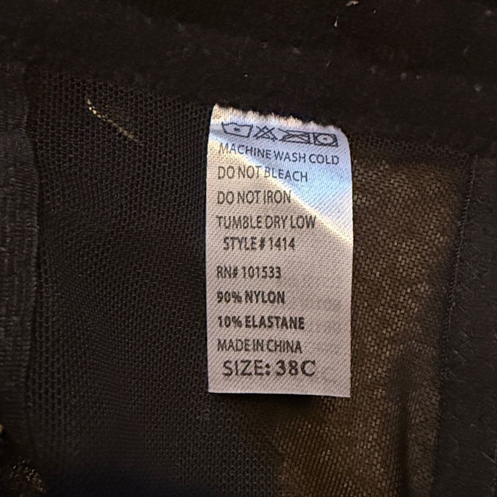 NWT bra - Picture 8 of 8
